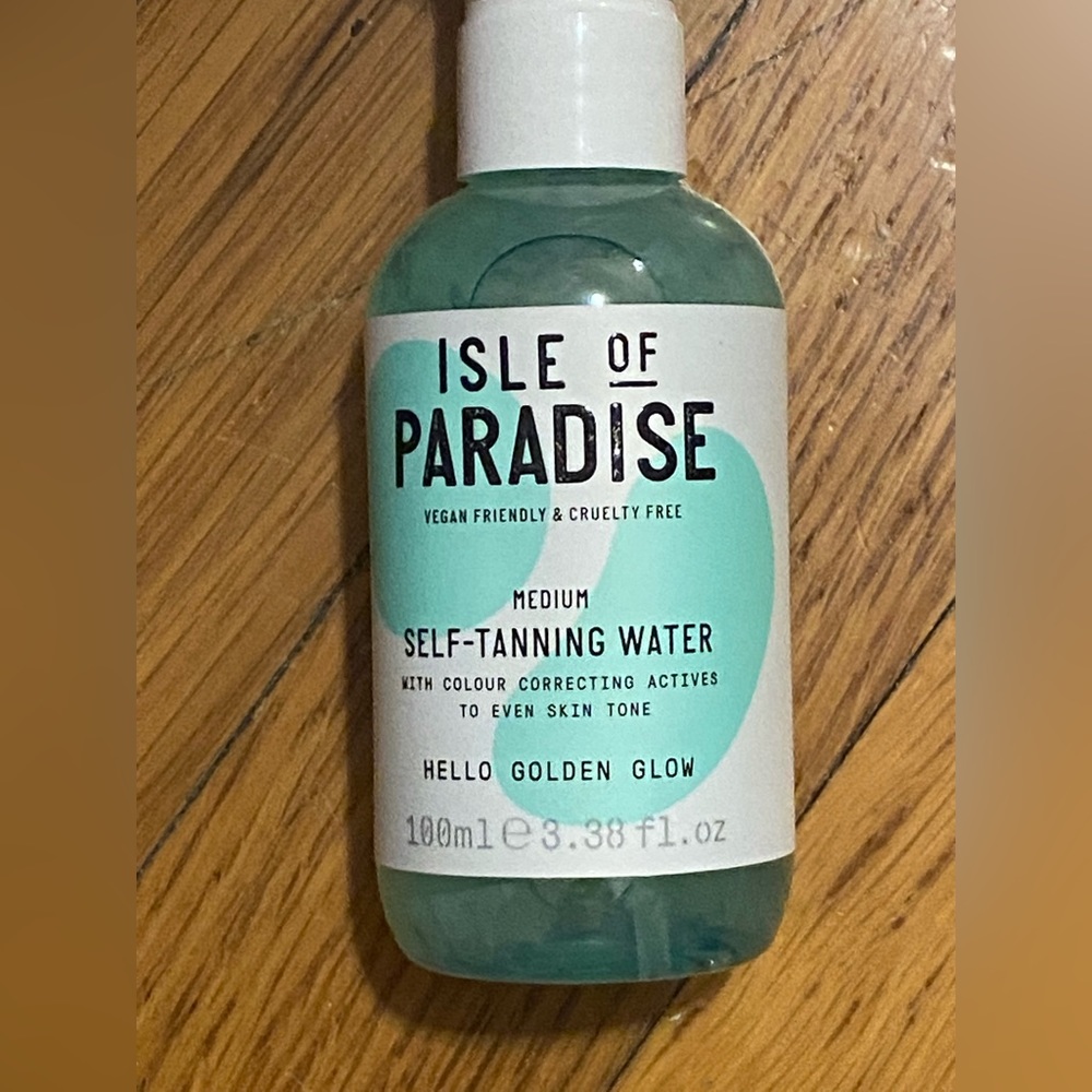 Isle of Paradise Self Tanning Water